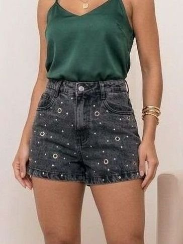 short Jeans Black Com Aplicação