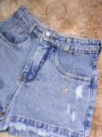 Short Jeans Cinto de Corrente - Imagem 3