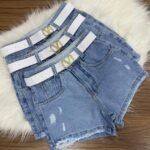 Short Jeans Com Cinto Branco